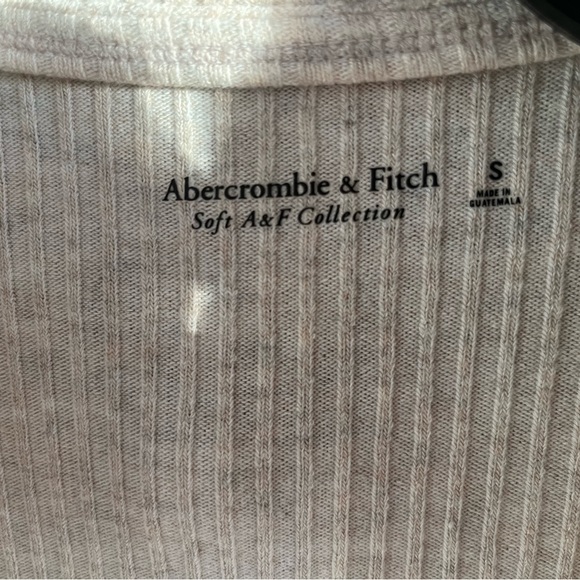 Women’s cross body soft collard shirt - Picture 2 of 3